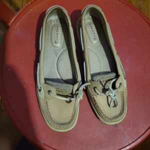 Ladies Sperry 6.5 top-sider tan shoe